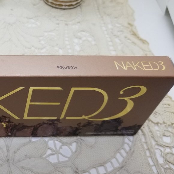 Urban Decay Naked 3 Eye Shadow Palette NIB - Picture 8 of 10